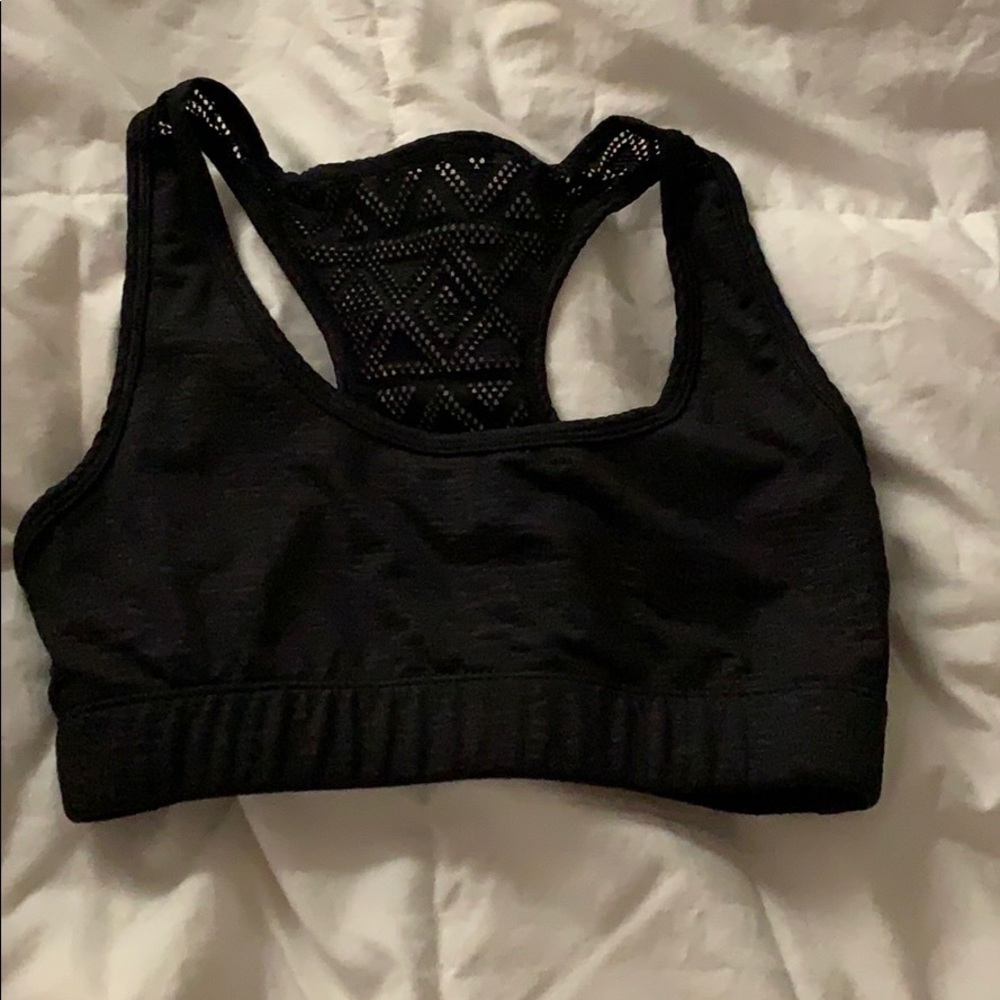 Zaya sports bra